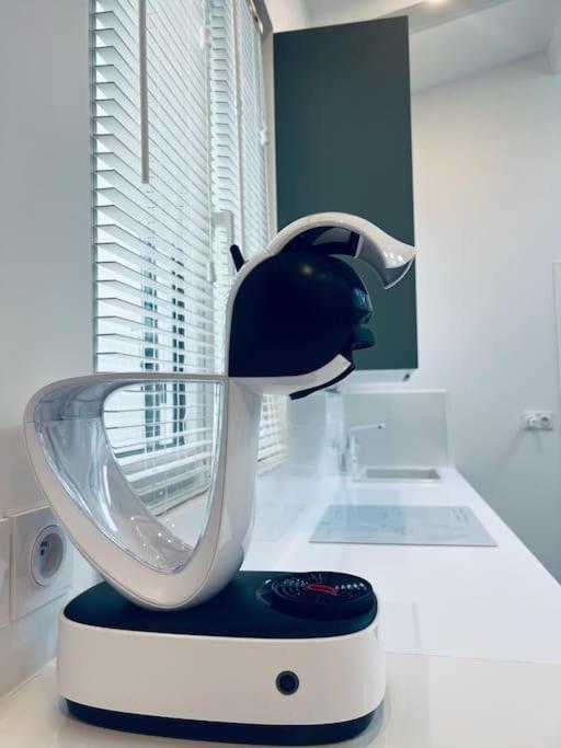 Unique Loft Apartment Located 15 Minutes From The Champs Elysees Saint-Ouen  Exteriör bild
