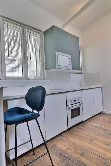 Unique Loft Apartment Located 15 Minutes From The Champs Elysees Saint-Ouen  Exteriör bild